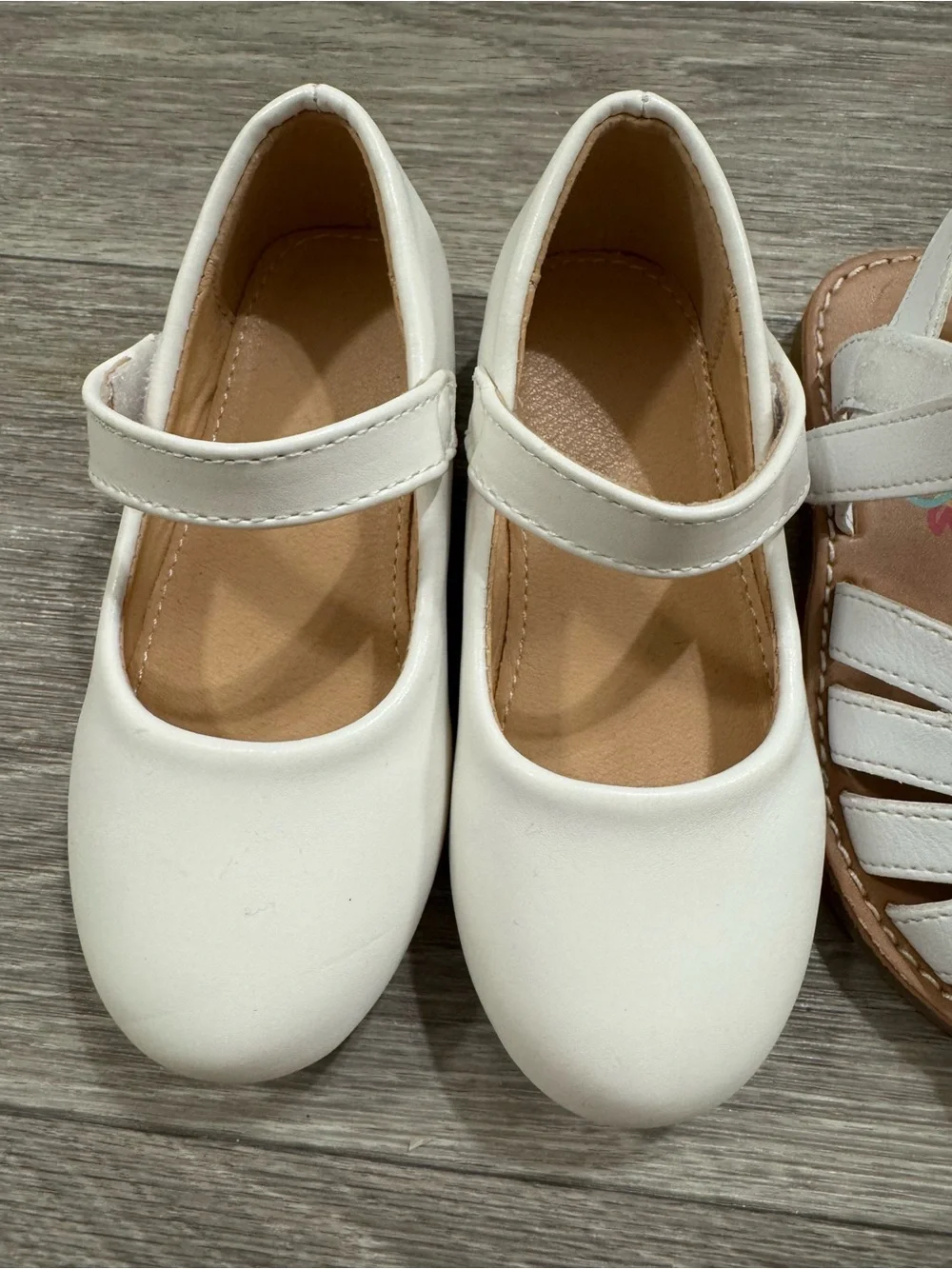 Toddler girl sandals and flat shoes bundle 7C